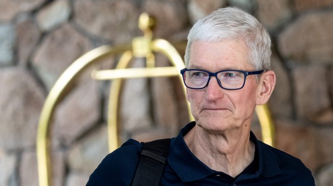 LightShed: Apple трябва да обмисли смяната на Тим Кук