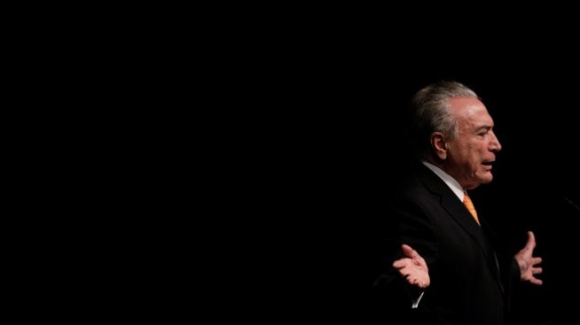 Нови политически сътресения в Бразилия