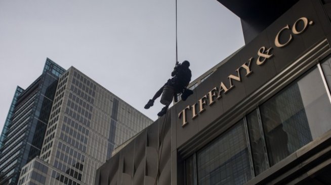 Tiffany отказва да купува диаманти с руски произход