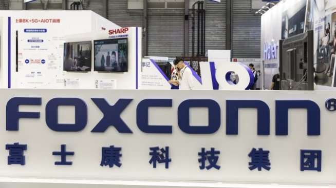 Приходите от продажби на Foxconn са се свили със 7,7% през март