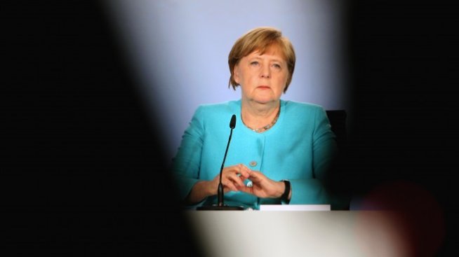 Германия намалява временно ДДС до 16%, дава бонуси за семейства 