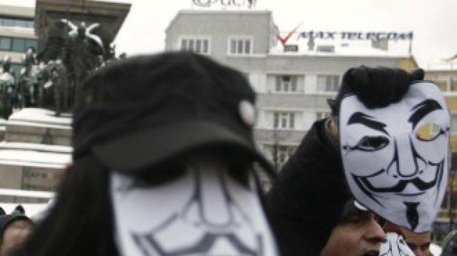Anonymous предупредиха България да се откаже от АСТА  