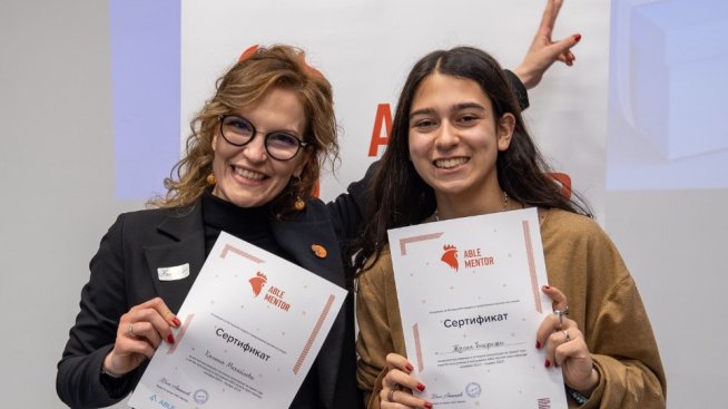 Каква е ролята на менторските програми за личностно и бизнес развитие в образованието?