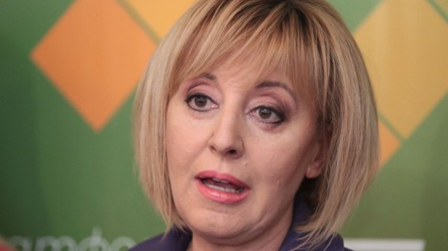 Мая Манолова не отрече евентуално участие на „Изправи се.БГ“ в избори