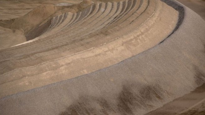 Завой в политиката на Китай подкрепи поскъпването на желязната руда до 150 долара