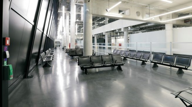 Призрачен летищен гейт в Германия няма да се ползва с години