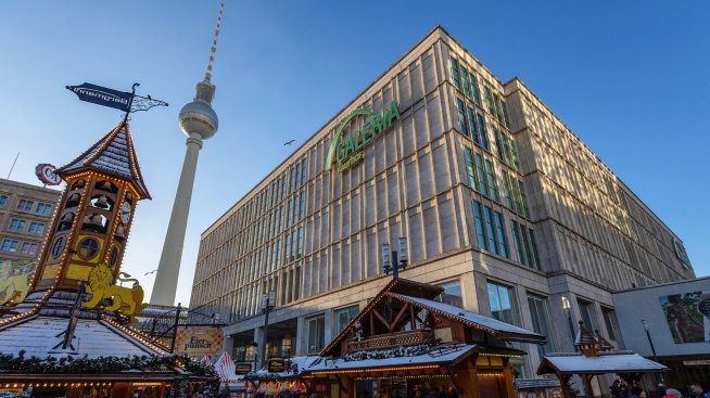 Forbes извади основателя на Signa от списъка с най-богатите хора в света