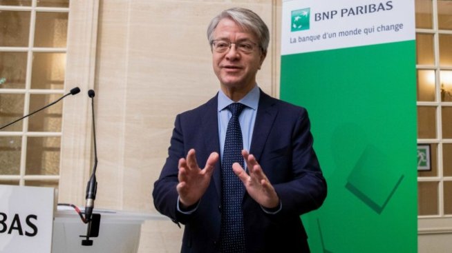 BNP отчита над 33% спад на тримесечната печалба и очаква мрачна година