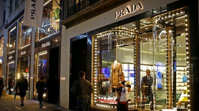 И Prada се отказва от естествената кожа