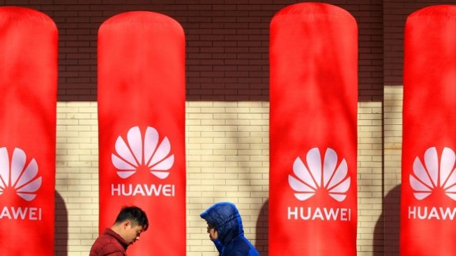 Проблемите на Huawei засягат и азиатските ѝ продажби
