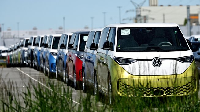 Роботаксито на Volkswagen, което иска да конкурира Waymo и Tesla