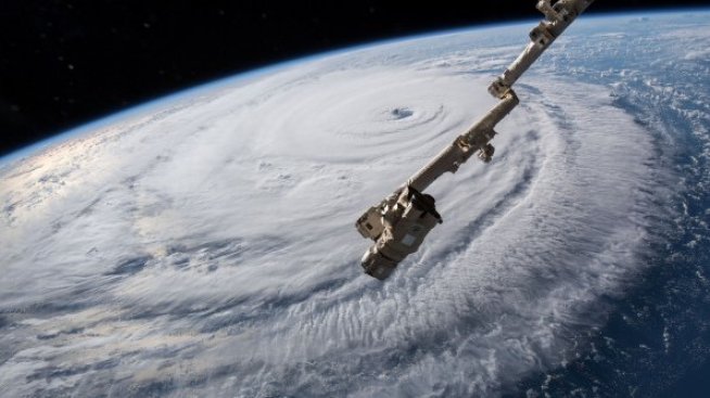 Планетариумът "Николай Коперник" дигитализира 50 от лекционните си програми