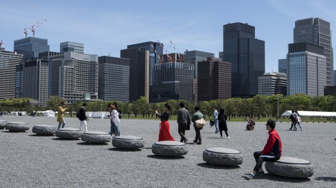 Токио може да се превърне в световен финансов център, но трябва да го иска
