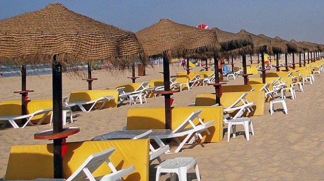 Ангелкова: Цените на чадърите за някои плажове са изключително ниски