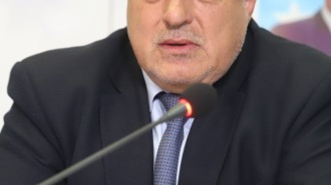 Борисов: Крещящо е мълчанието на кандидат-президента Радев за Русия