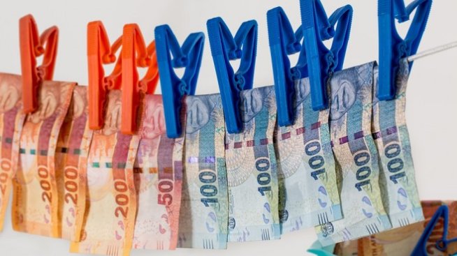 Представителите на ЕС28 отхвърлиха черния списък на ЕК срещу прането на пари
