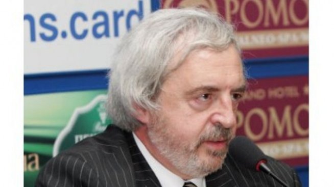 Проф. Л. Аврамов: Високи дози витамин С и озонотерапия са лек срещу COVID -19 