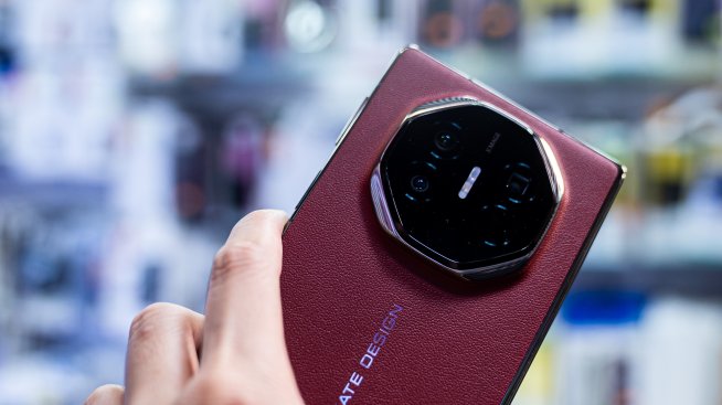 Спадът на печалбата на Huawei се задълбочава поради растящите разходи за чипове
