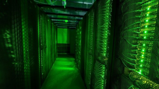 Amazon обмисля превръщането на електроцентрали в Италия в центрове за данни