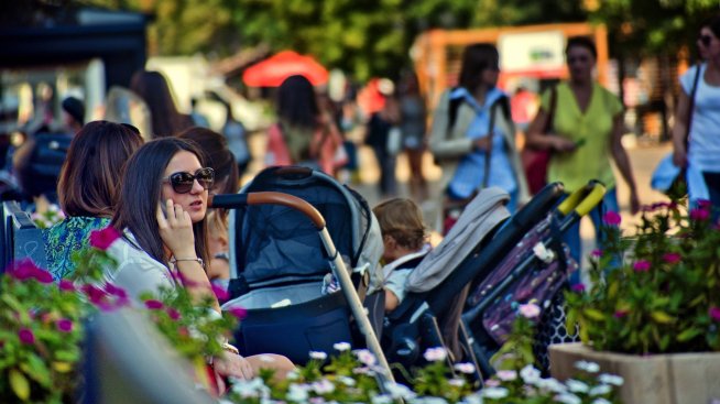 КНСБ: 2615 лв. е издръжката на тричленно семейство към юни