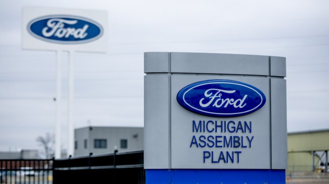 Една вражда може да определи бъдещето на автомобилната индустрия в САЩ