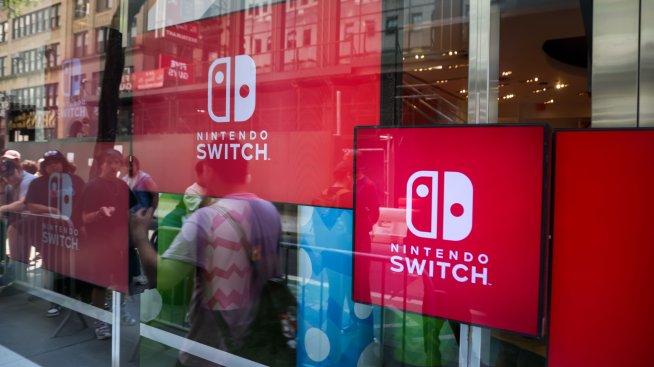 Switch 2 на Nintendo оглавява продажбите на гейминг конзоли в САЩ за 2025 г.