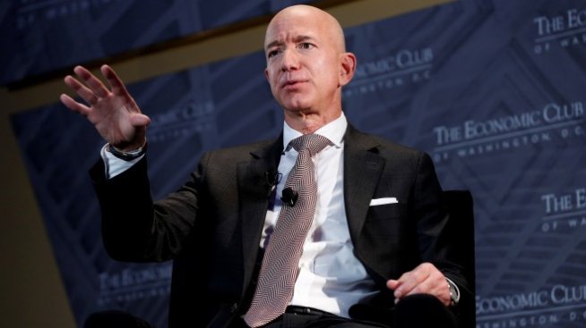 Как Безос се заяде с eBay и Walmart?