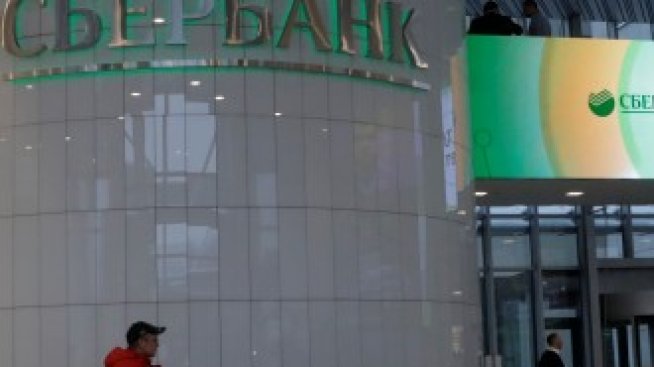 Големите държавни банки в Русия са загубили депозити в чужда валута през август