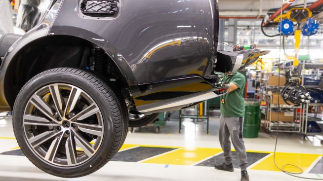 Кибератаката срещу Jaguar Land Rover тласна Tara Motor към тримесечна загуба