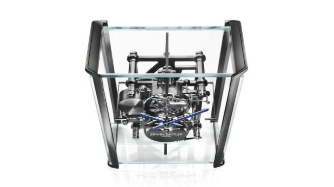 Audi разработи ексклузивен настолен часовник