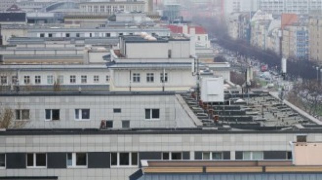 Жилищният пазар в Берлин е под двойния натиск на замразените наеми и блокадата