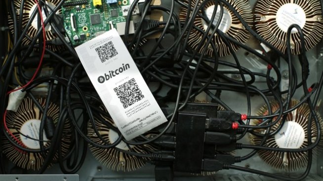 Китай планира да забрани добиването на криптовалути