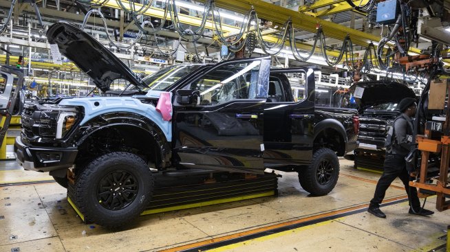 Ford е толкова американски, колкото и ябълковият пай. Или това се отнася за Honda?