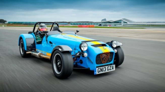 Caterham не се продава, търси инвеститори
