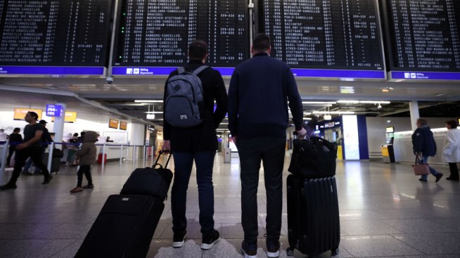 Летищният оператор Fraport снижи прогнозата си за годишния ръст на пътниците