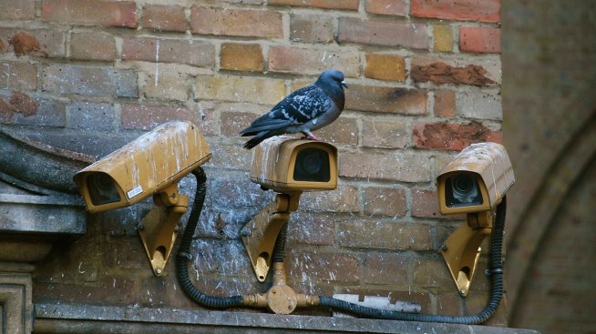 Шпионите излизат на светло, за да предупредят за заплахата от Китай