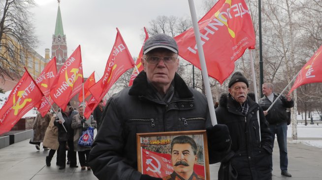 Ожесточената империя - Русия една година след началото на инвазията