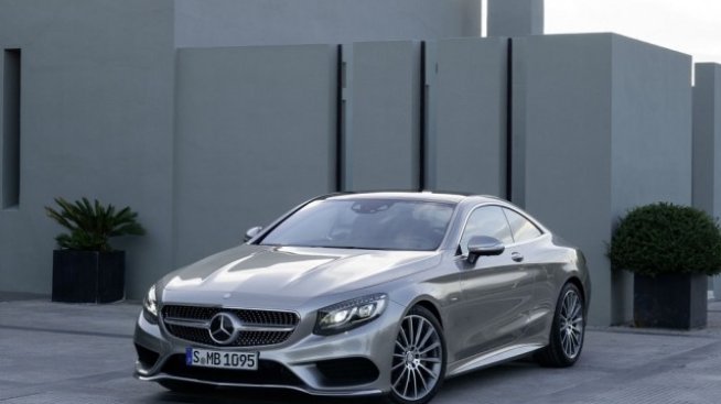 Mercedes-Benz оглави премиум сегмента