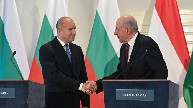 Румен Радев призовава за дипломатически инструменти за прекратяване на войната в Украйна