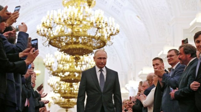 Путин се закле да служи още 6 години като президент на Русия