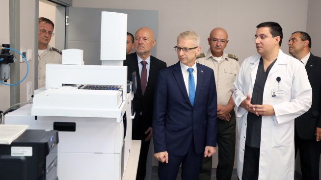 ВМА ще обработва проби за алкохол и наркотици на шофьори денонощно