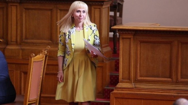 Омбудсманът: Хиляди хора с увреждания са без личен асистент