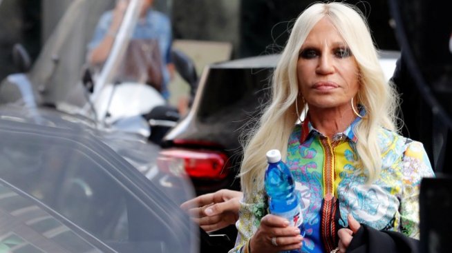 Michael Kors придобива Versace за 2,1 млрд. долара