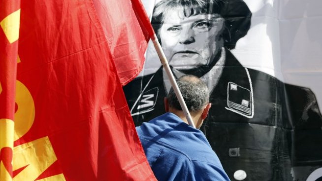 Хиляди се събраха на протест срещу бюджетните съкращения в Италия