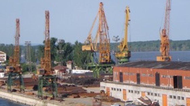 Кой взе пристанищните концесии през последната година?