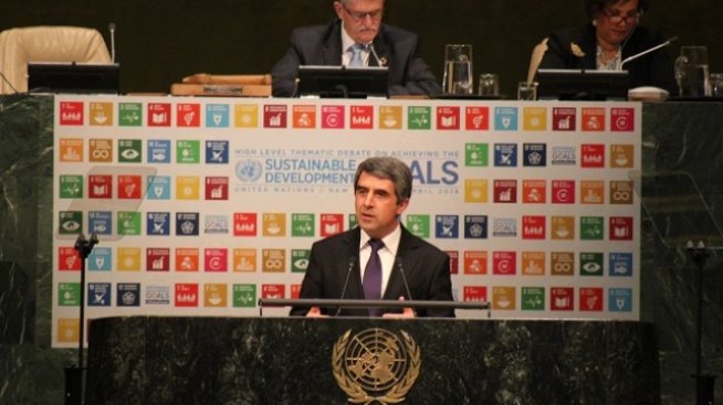 Плевнелиев: Целта ни е да развием „зелена“ и енергийно ефективна икономика