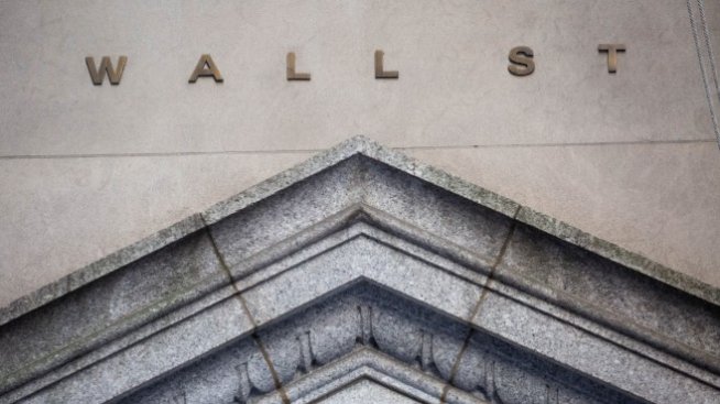 Какво подсказват най-зле представящите се технологични акции в САЩ?