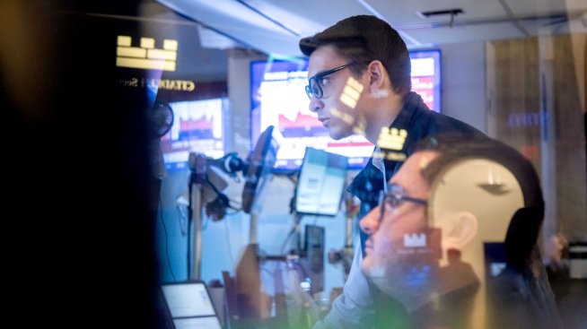 S&P 500 отчита най-дългата негативна серия от месец насам