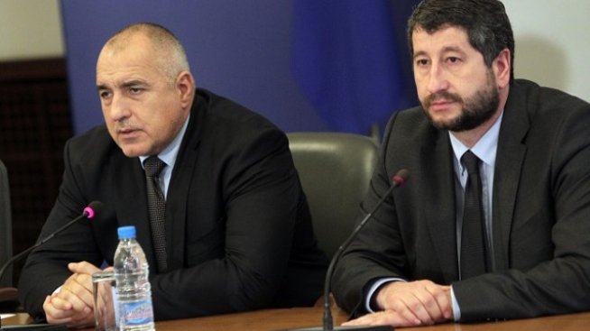 Премиерът подкрепи конституционни промени заради съдебната реформа