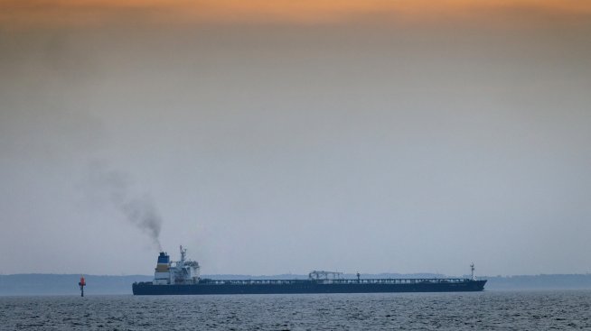 САЩ обмислят допълнителни мерки за ограничаване на приходите на Русия от енергия